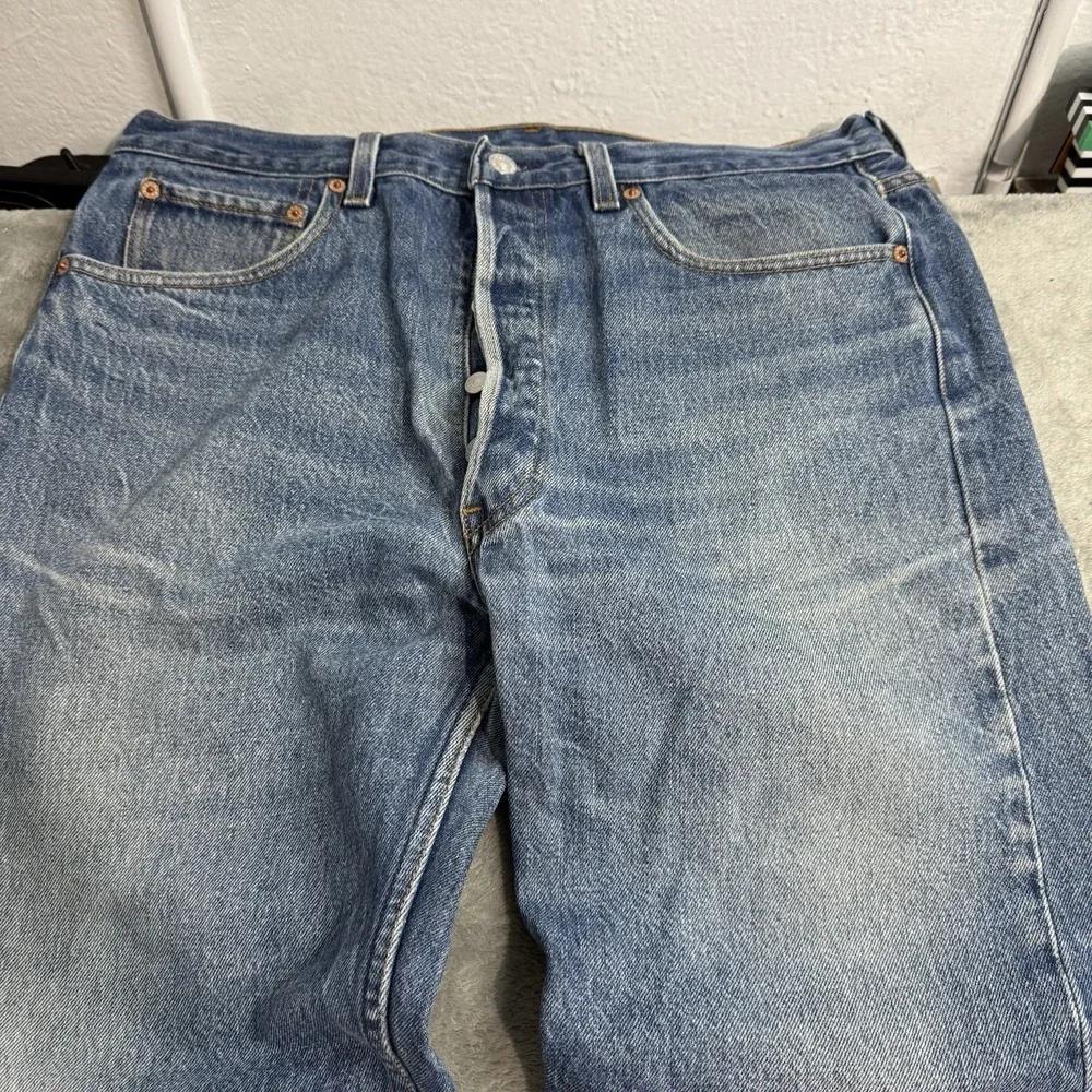 Vintage 90s Levi's 501xx Made‎ in Usa Light Blue Denim Jeans 38x34 (33x30) Retro